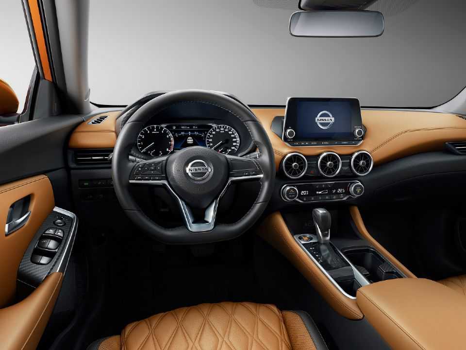 Acima o Nissan Sylphy, nome adotado pelo Sentra na China Acima o Nissan Sylphy, nome adotado pelo Sentra na China