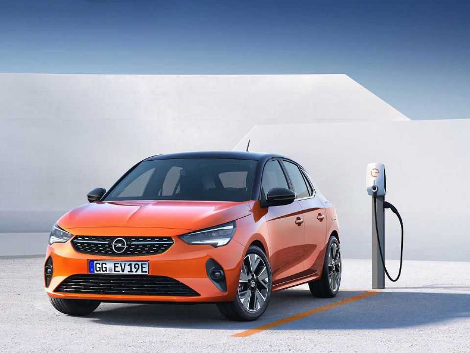 Acima o Corsa-e, variante elétrica do hatch compacto europeu Acima o Corsa-e, variante elétrica do hatch compacto europeu