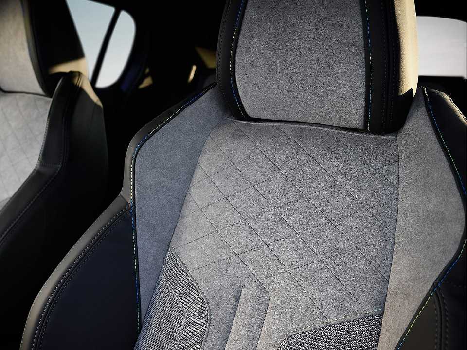 Peugeot�208 2020 - bancos dianteiros