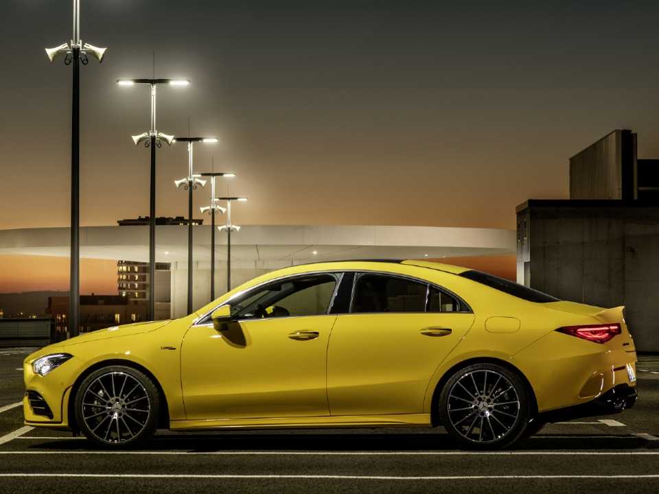 Mercedes-AMG�CLA 35 2020 - �ngulo frontal