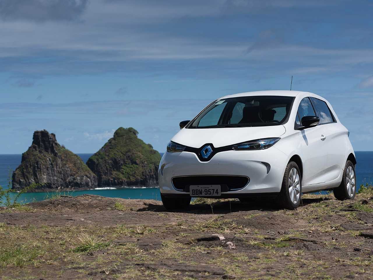 O elétrico Renault Zoe, já vendido no Brasil ao público em geral, também estará presente em Fernando de Noronha O elétrico Renault Zoe, já vendido no Brasil ao público em geral, também estará presente em Fernando de Noronha