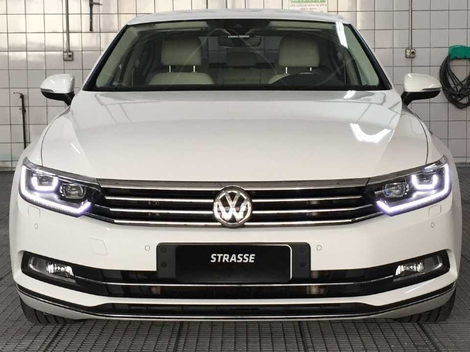 Volkswagen�Passat 2020 - �ngulo frontal