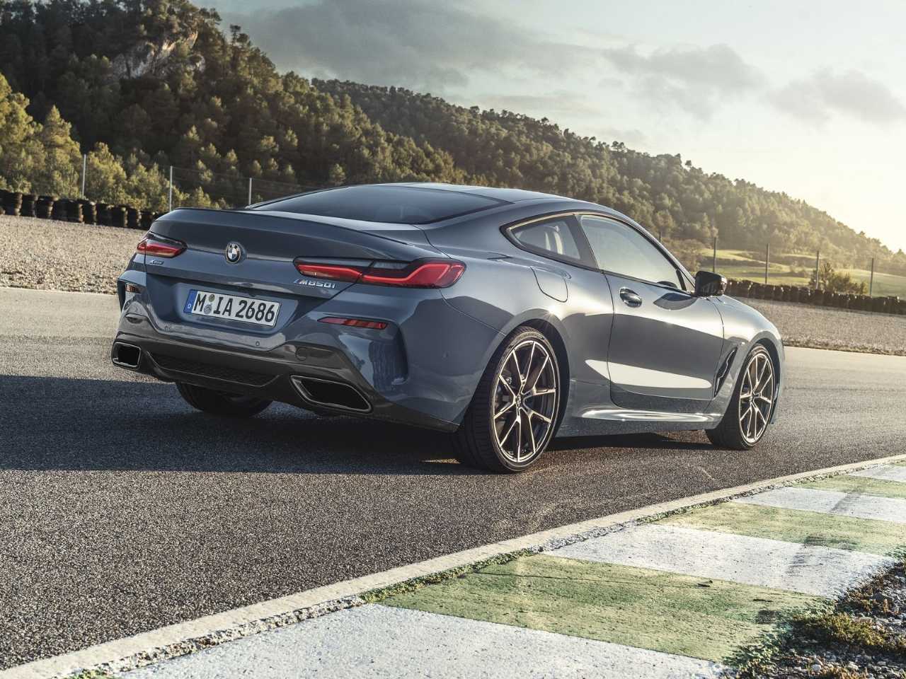 BMW�S�rie 8 Coup� 2020 - �ngulo traseiro