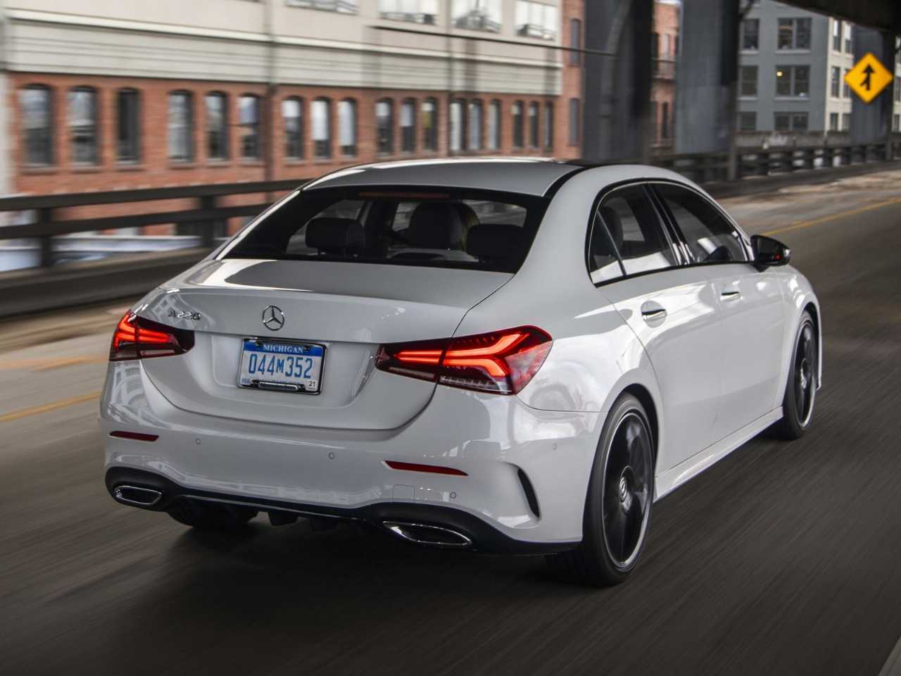 Mercedes-Benz�Classe A - Foto 7 de 33 - 1600 x 1200 pixels2020 - �ngulo traseiro