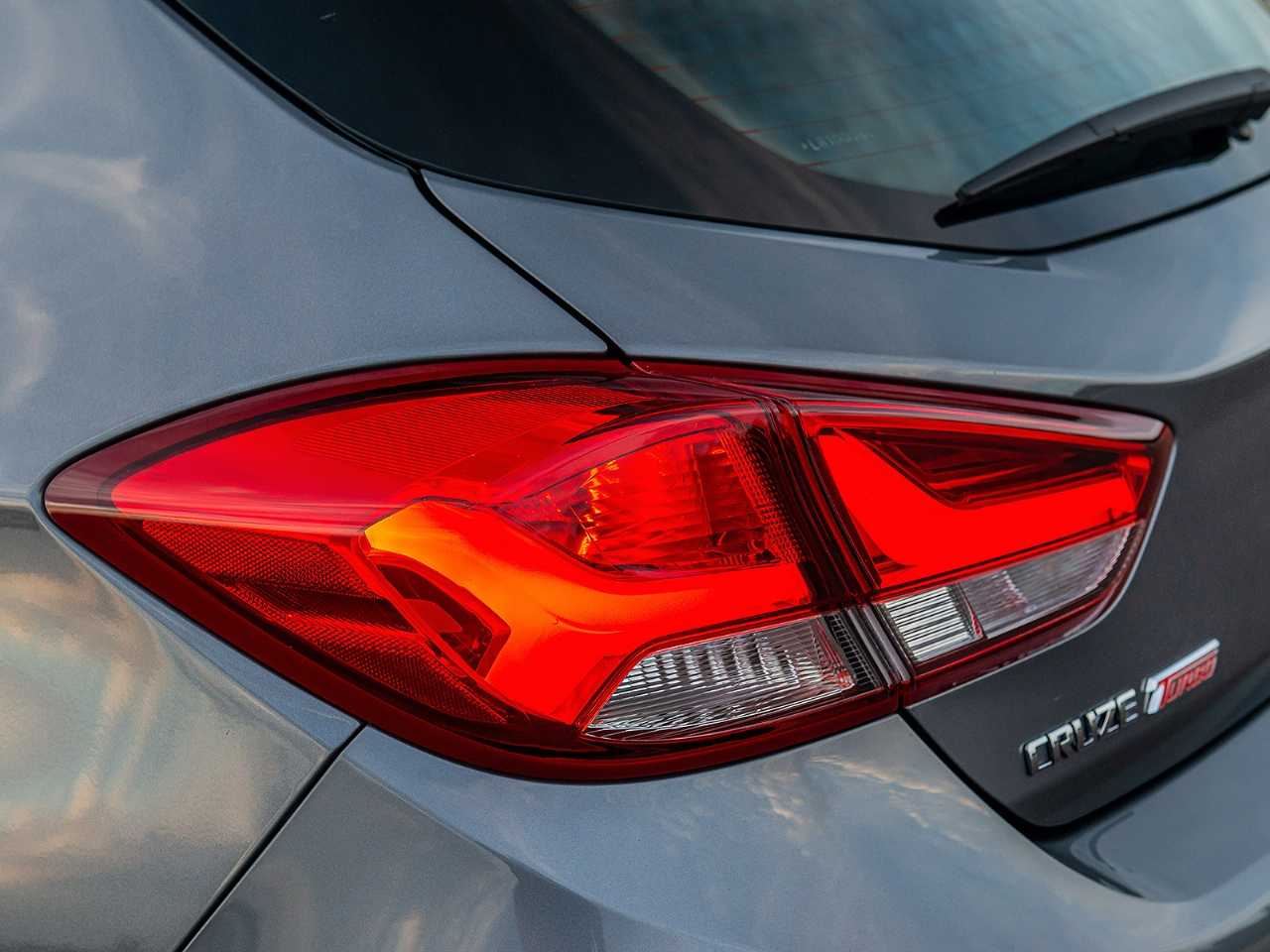Chevrolet�Cruze Sport6 2020 - lanternas