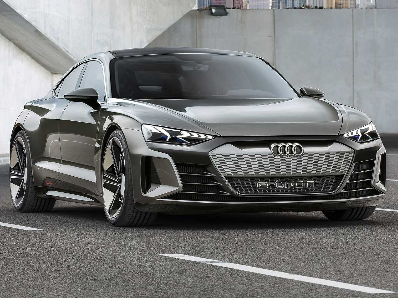Acima o Audi e-tron GT, conceito que traz cabine completamente livre de componentes de origem animal