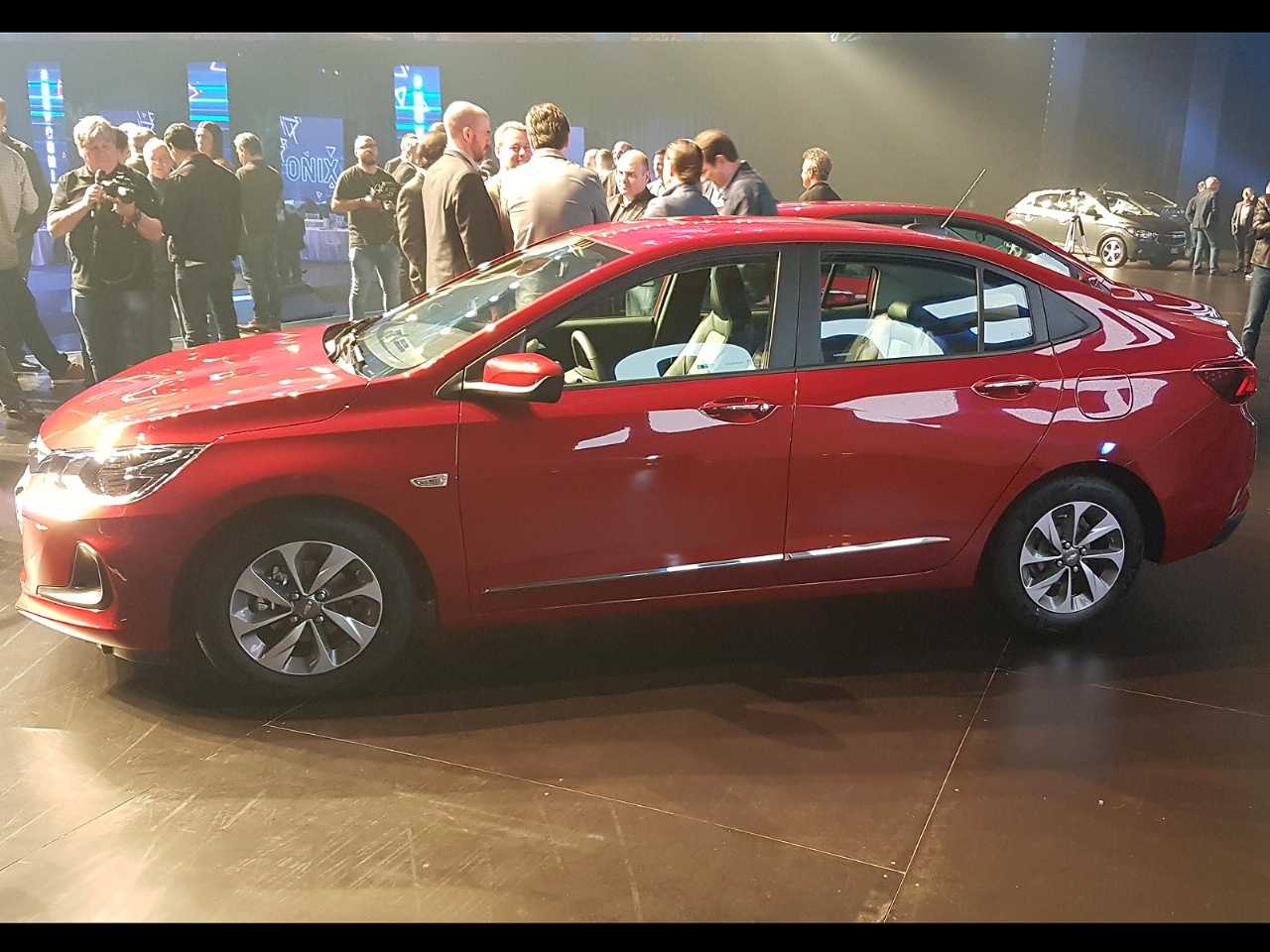 Chevrolet�Onix Plus - Foto 48 de 59 - 1600 x 1200 pixels2020 - lateral