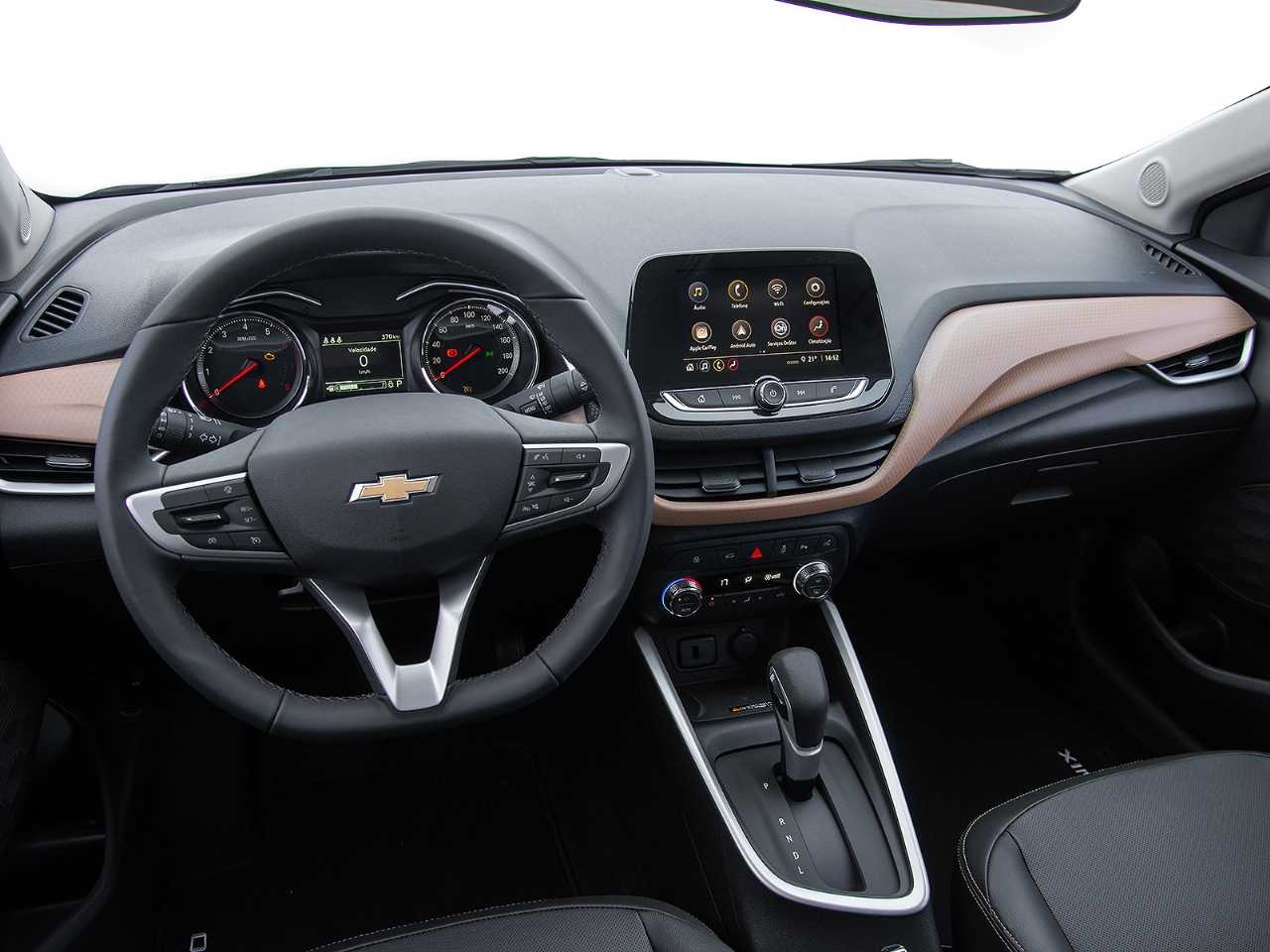 ChevroletOnix Plus 2020 - painel