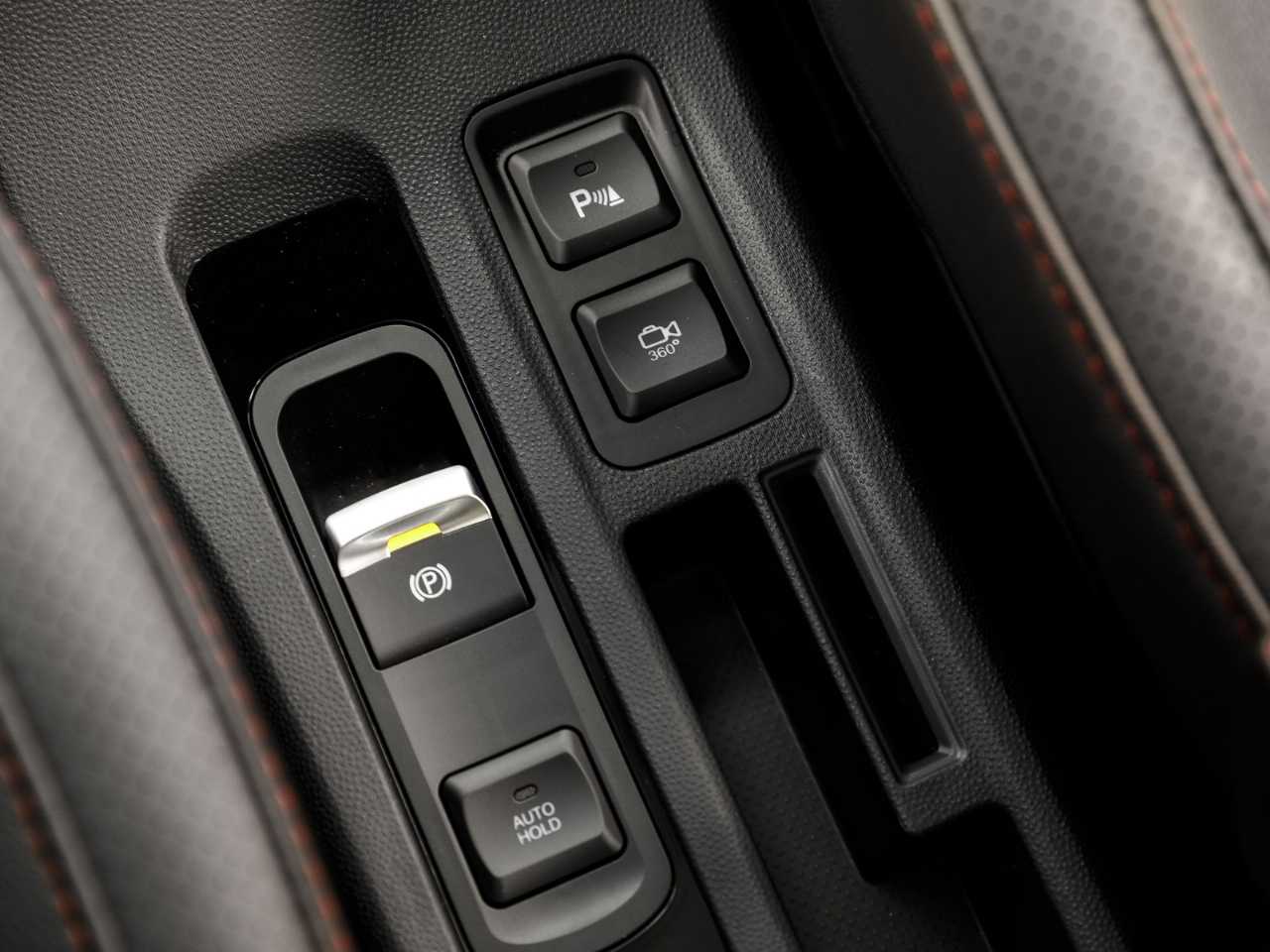 JAC�iEV 40 - Foto 16 de 23 - 1600 x 1200 pixels2020 - console central