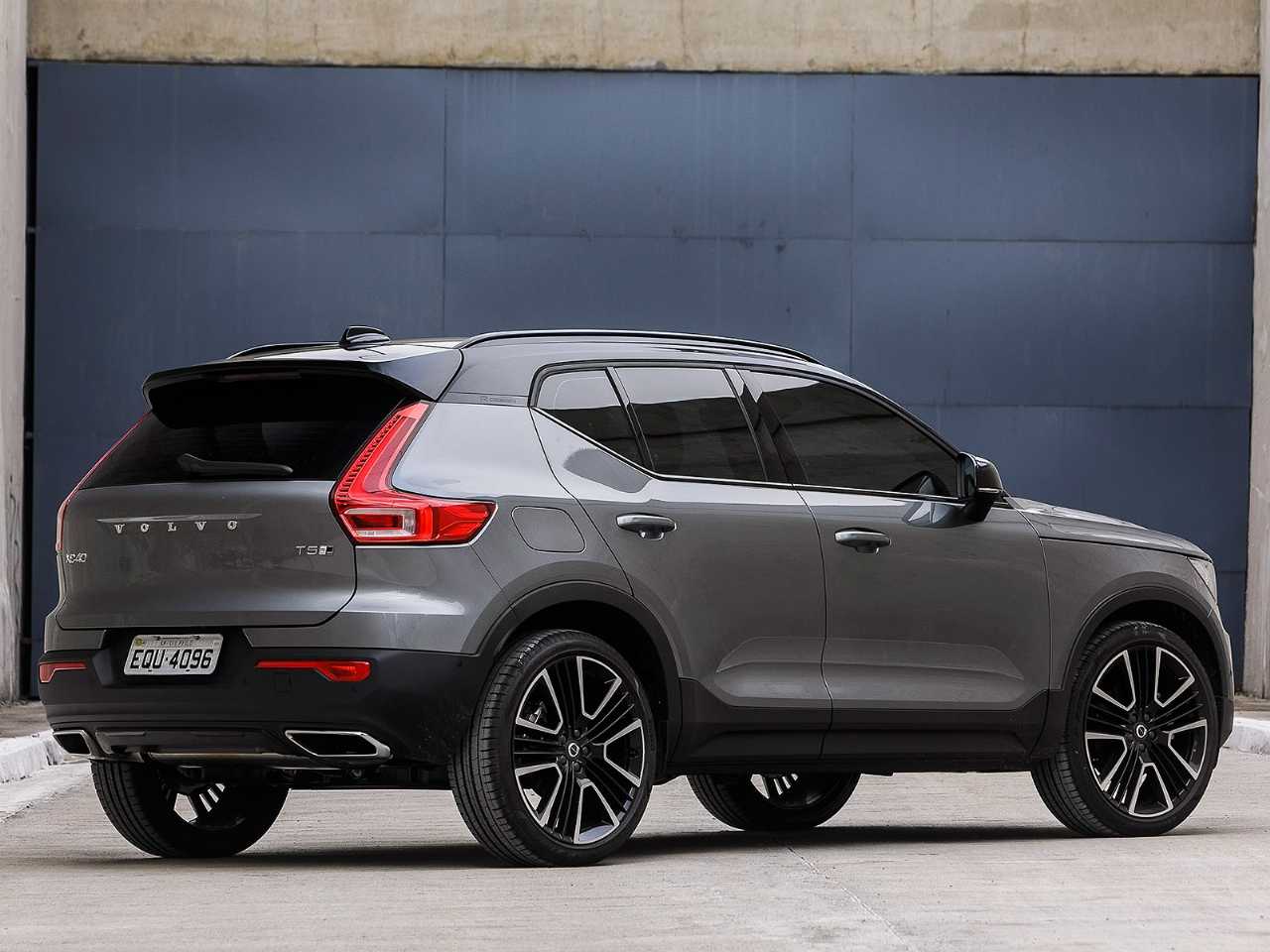 Volvo�XC40 - Foto 42 de 107 - 1600 x 1200 pixels2020 - �ngulo traseiro