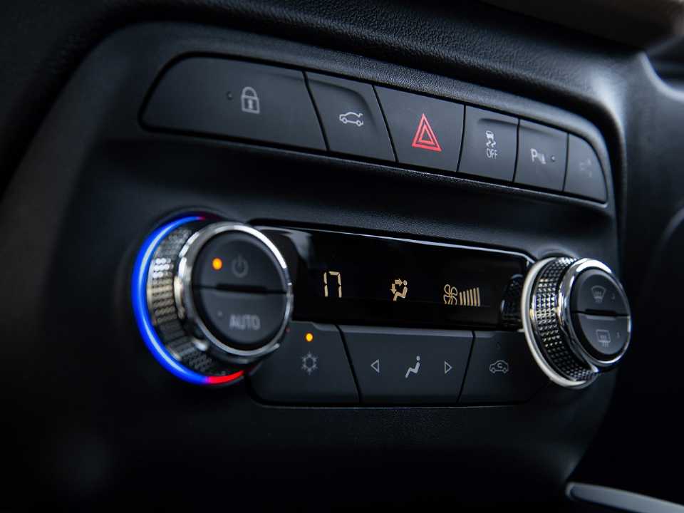 Chevrolet�Onix Plus 2020 - outros
