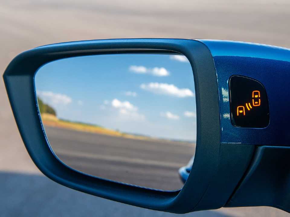 Chevrolet�Onix Plus 2020 - retrovisores