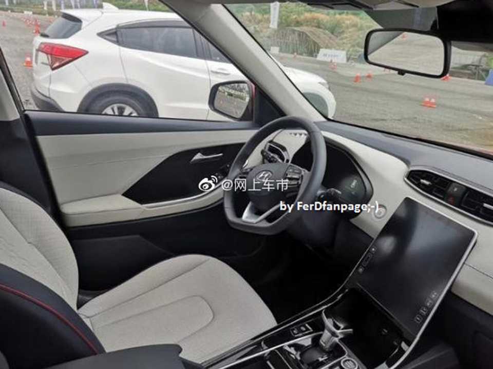 Interior da nova geração do Hyundai ix25 vendido na China