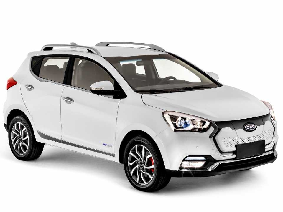 JAC�iEV 40 2020 - �ngulo frontal