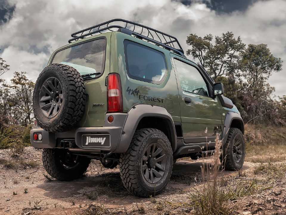 Suzuki�Jimny 2020 - �ngulo traseiro
