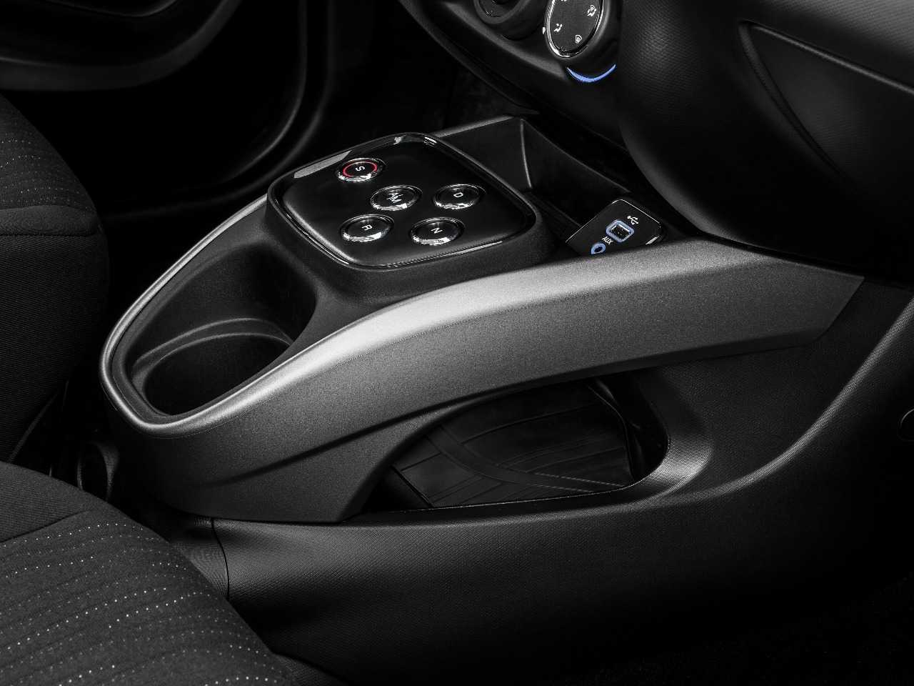 Fiat�Cronos 2020 - console central