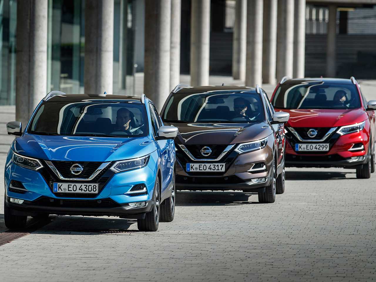 Acima a atual gerao do Nissan Qashqai  venda na Europa