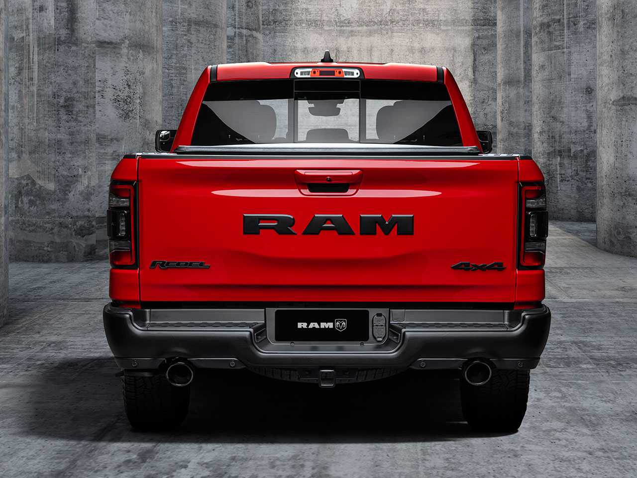 RAM1500 2021 - traseira