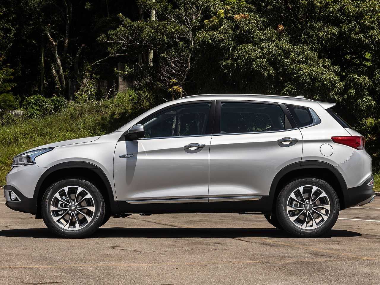 CAOA Chery�Tiggo 7 2021 - lateral
