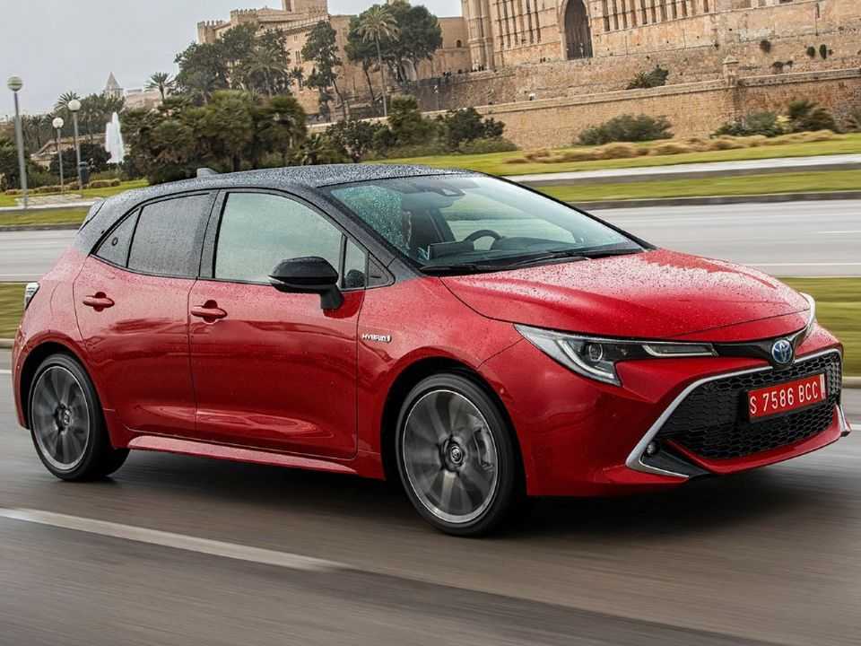 Acima o Toyota Corolla hatch vendido na Europa