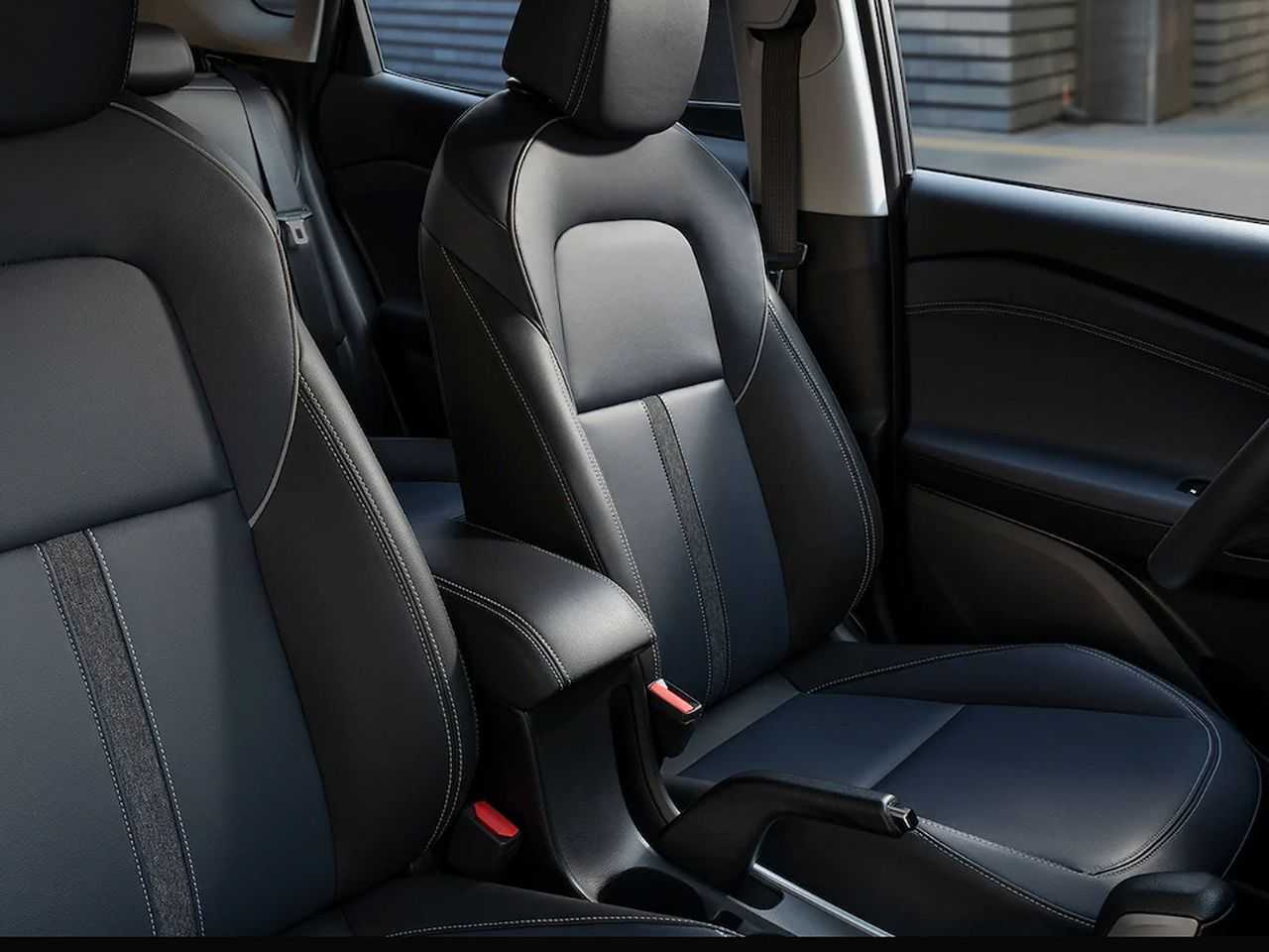 ChevroletTracker 2021 - bancos dianteiros