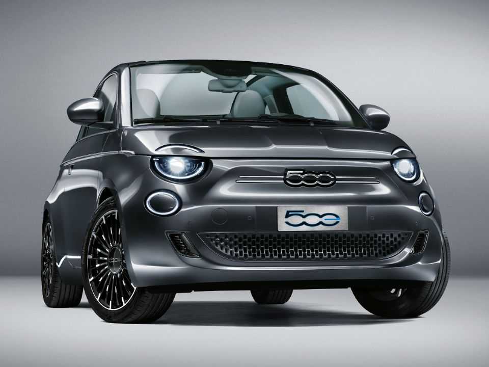 Fiat500 2021 - ngulo frontal