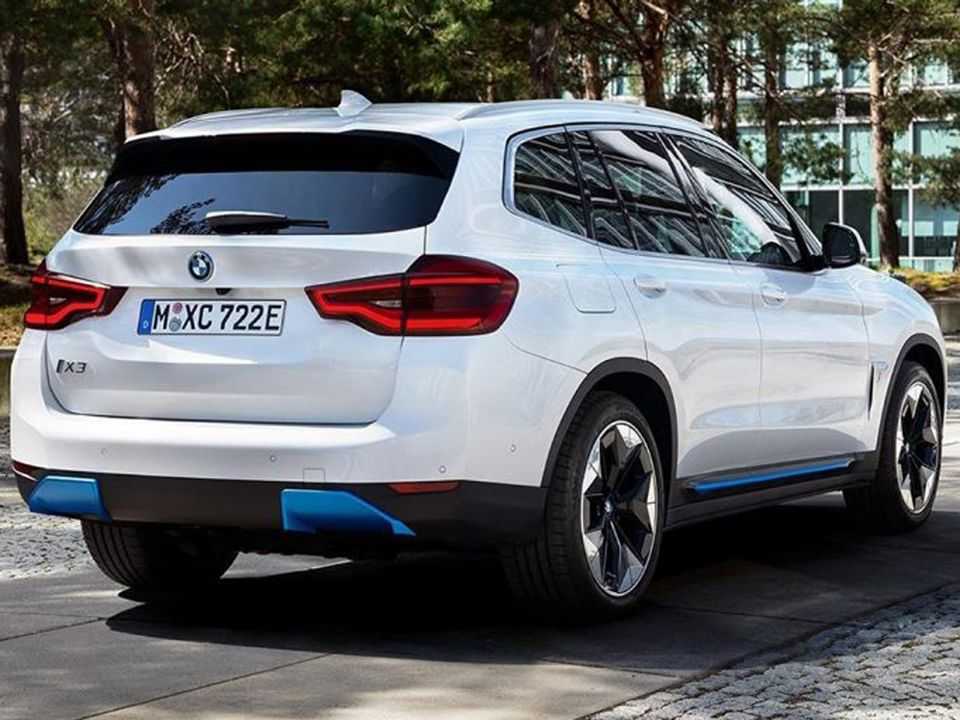 Possível imagem oficial vazada do inédito BMW iX3 Possível imagem oficial vazada do inédito BMW iX3