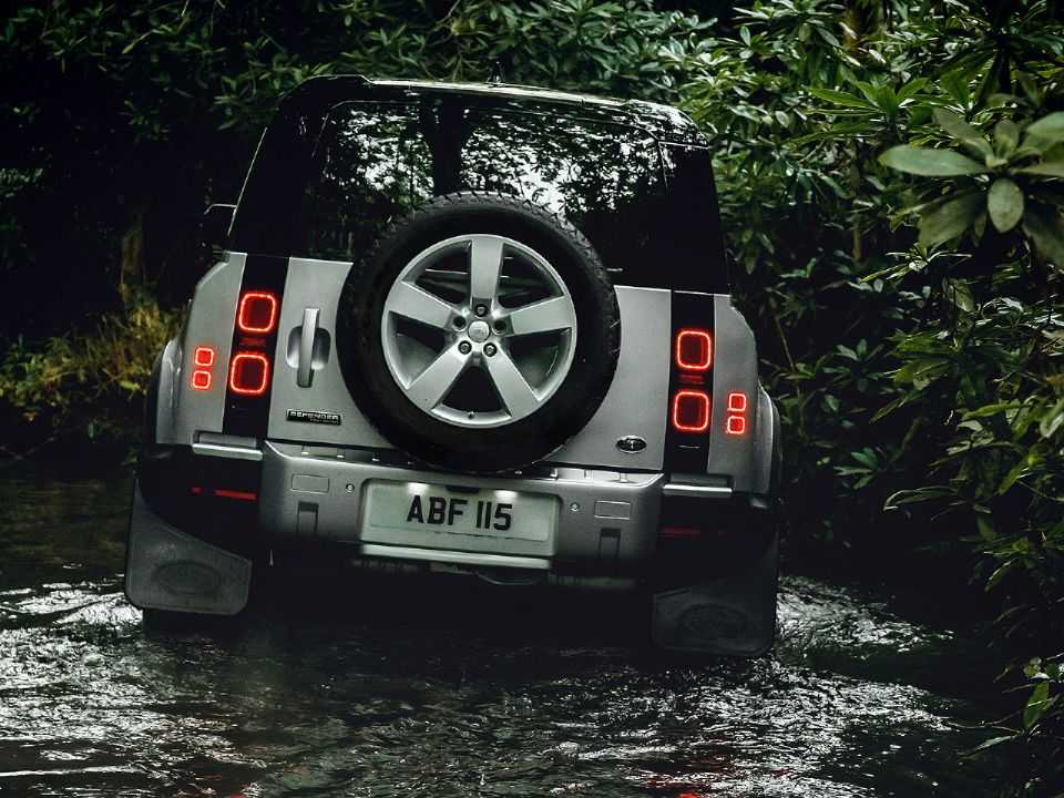 Land Rover�Defender 2020 - traseira