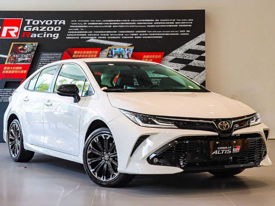 Acima o Corolla Altis GR Sport revelado em Taiwan Acima o Corolla Altis GR Sport revelado em Taiwan