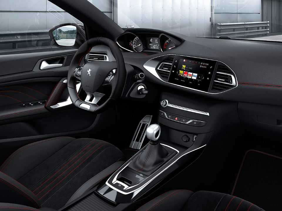 Acima o atual Peugeot 308 vendido na Europa Acima o atual Peugeot 308 vendido na Europa