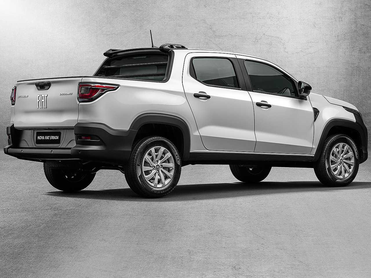 Fiat�Strada - Foto 91 de 166 - 1600 x 1200 pixels2021 - �ngulo traseiro