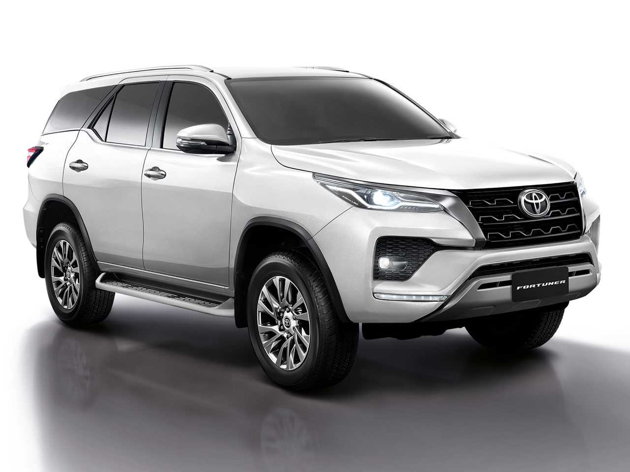 Toyota�SW4 2021 - �ngulo frontal