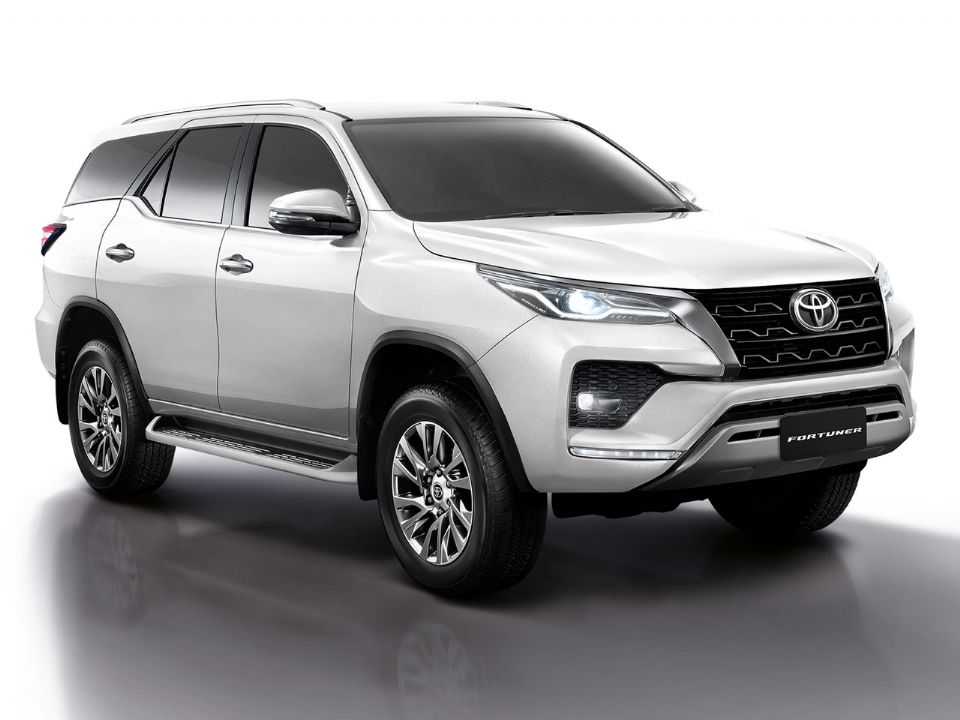 Toyota�SW4 2021 - �ngulo frontal