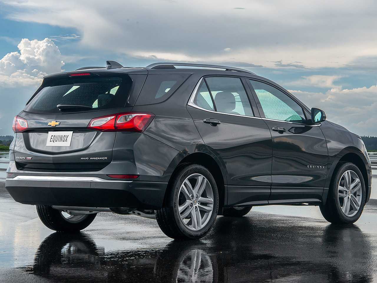Chevrolet�Equinox - Foto 40 de 108 - 1600 x 1200 pixels2020 - �ngulo traseiro