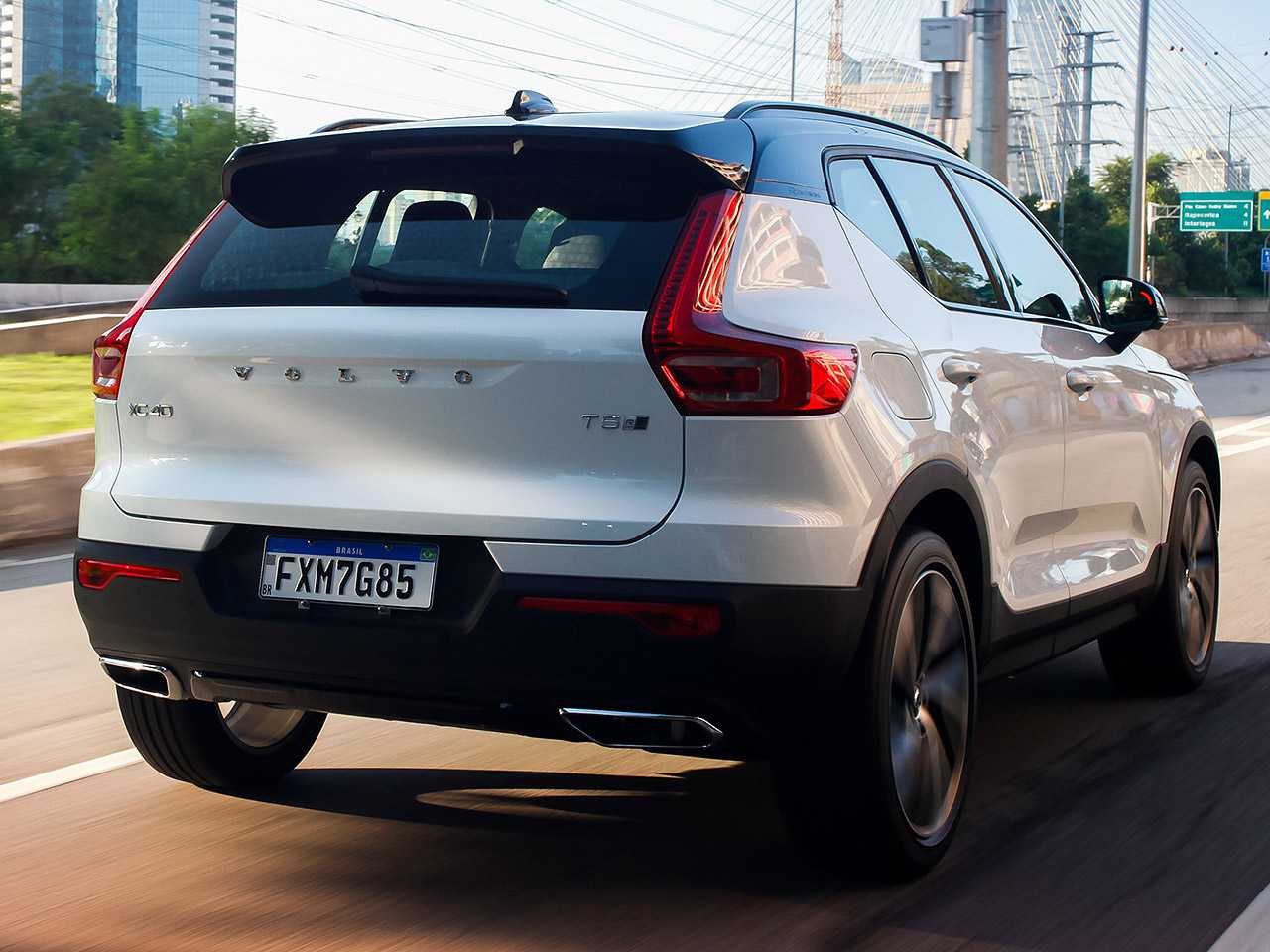 Volvo�XC40 2020 - �ngulo traseiro