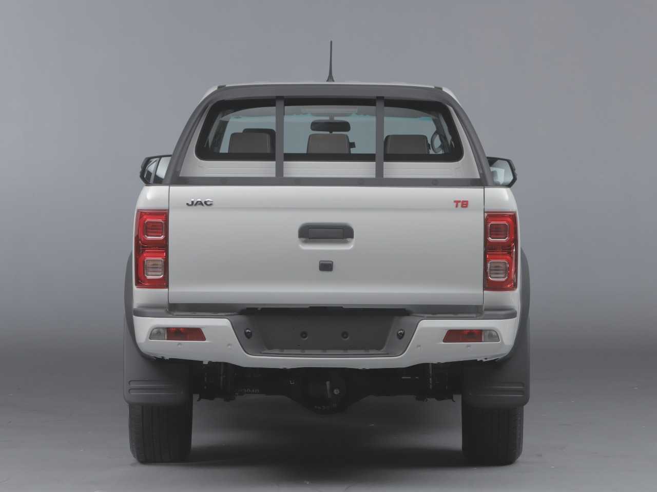 JAC�iEV 330P 2021 - traseira