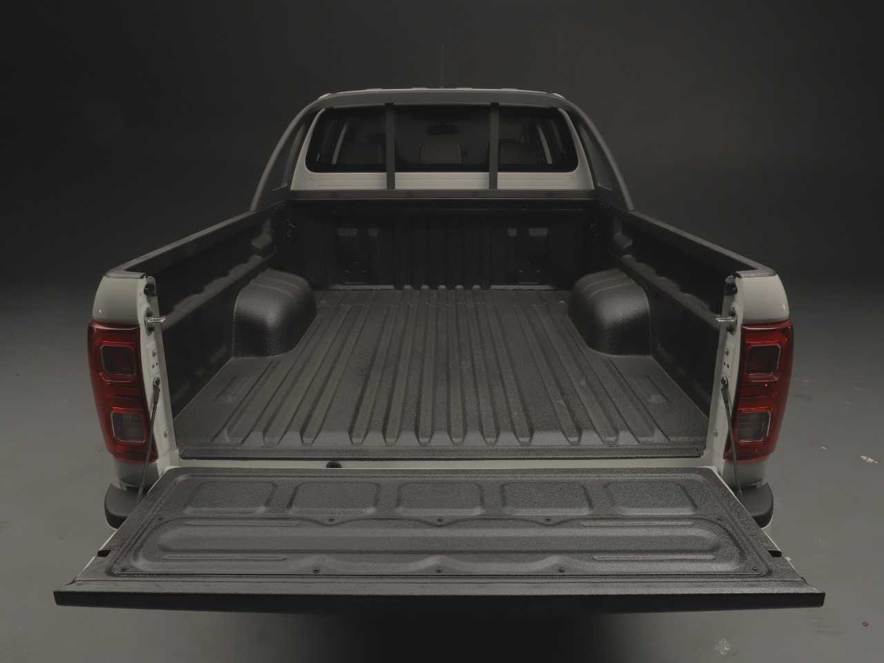 JAC�iEV 330P 2021 - porta-malas