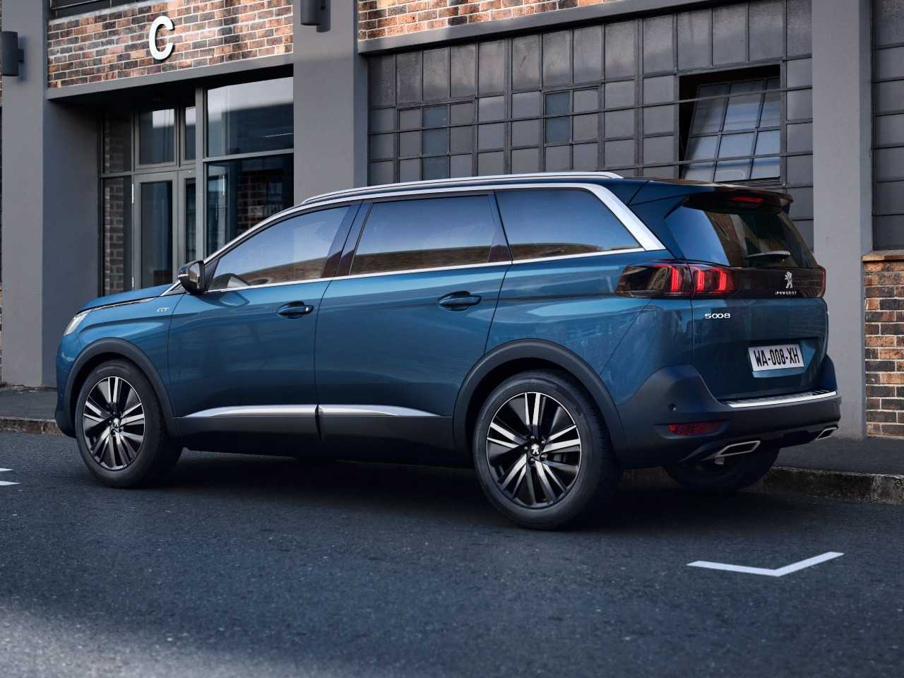 Peugeot�5008 - Foto 3 de 22 - 1600 x 1200 pixels2021 - �ngulo traseiro