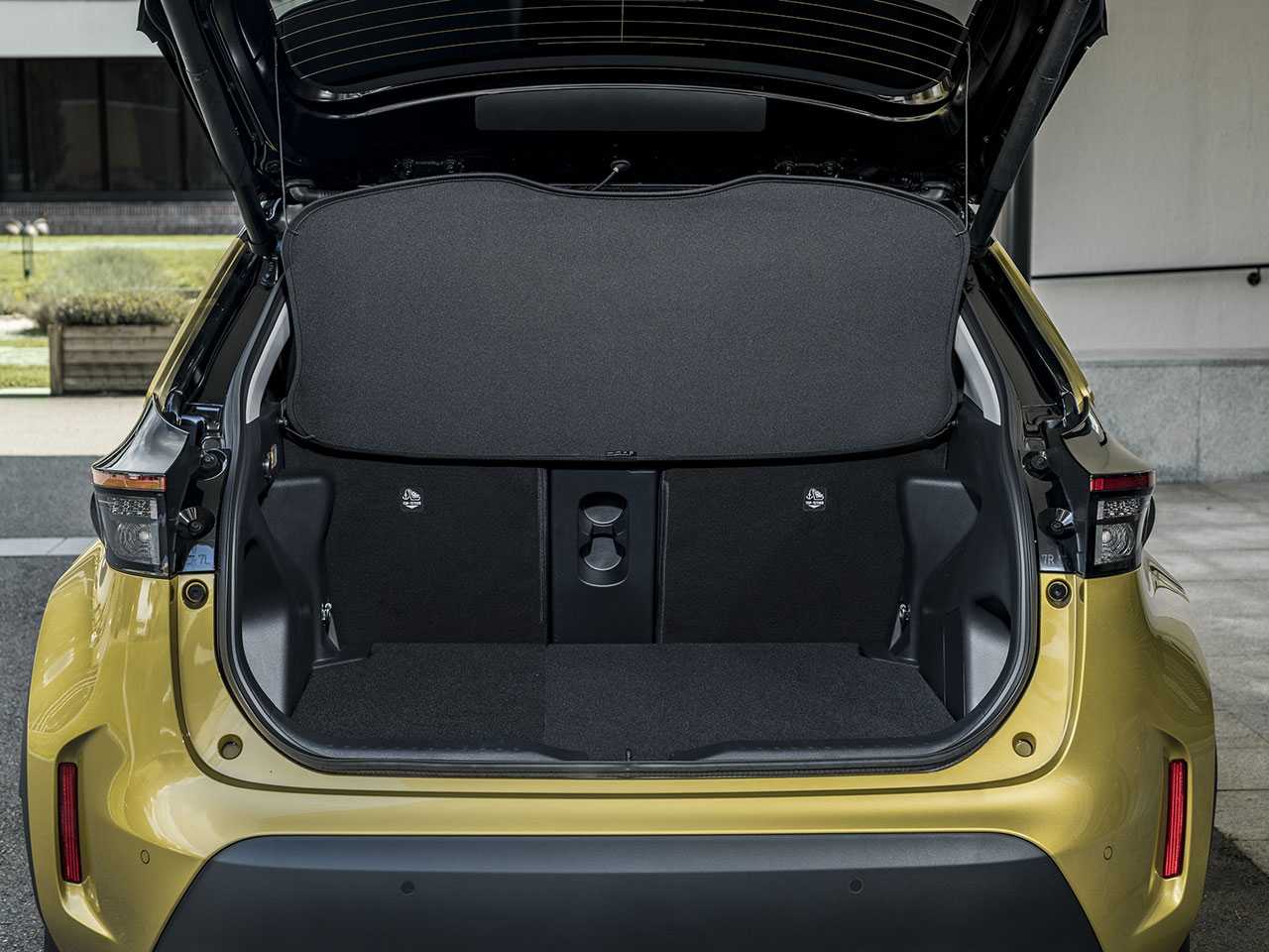 Toyota�yaris-cross 2021 - porta-malas