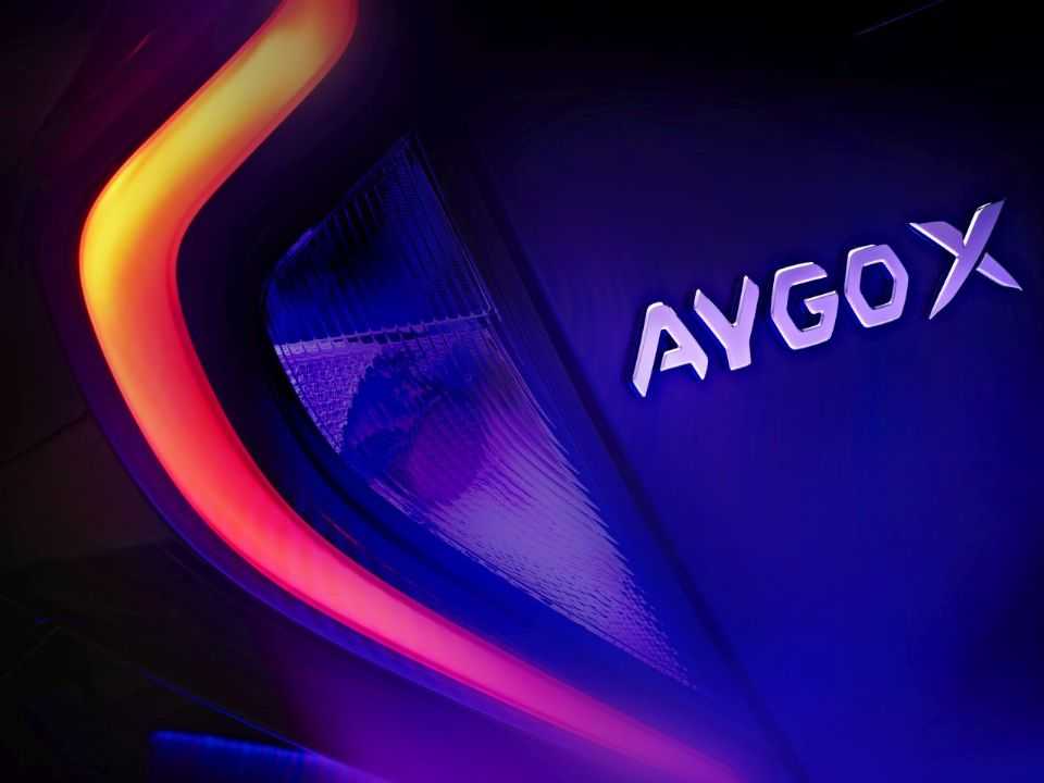 Toyota revela teaser do novo Aygo X