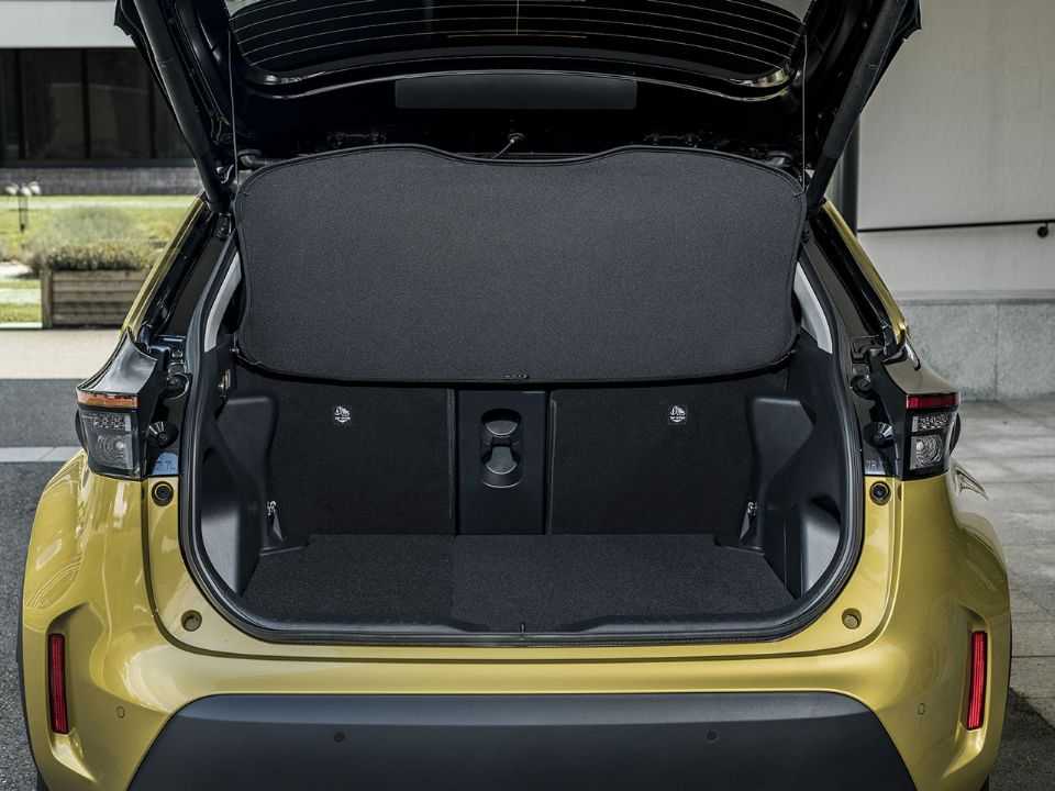 Toyota�yaris-cross 2021 - porta-malas