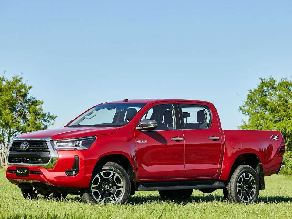 Toyota�Hilux 2022 - lateral