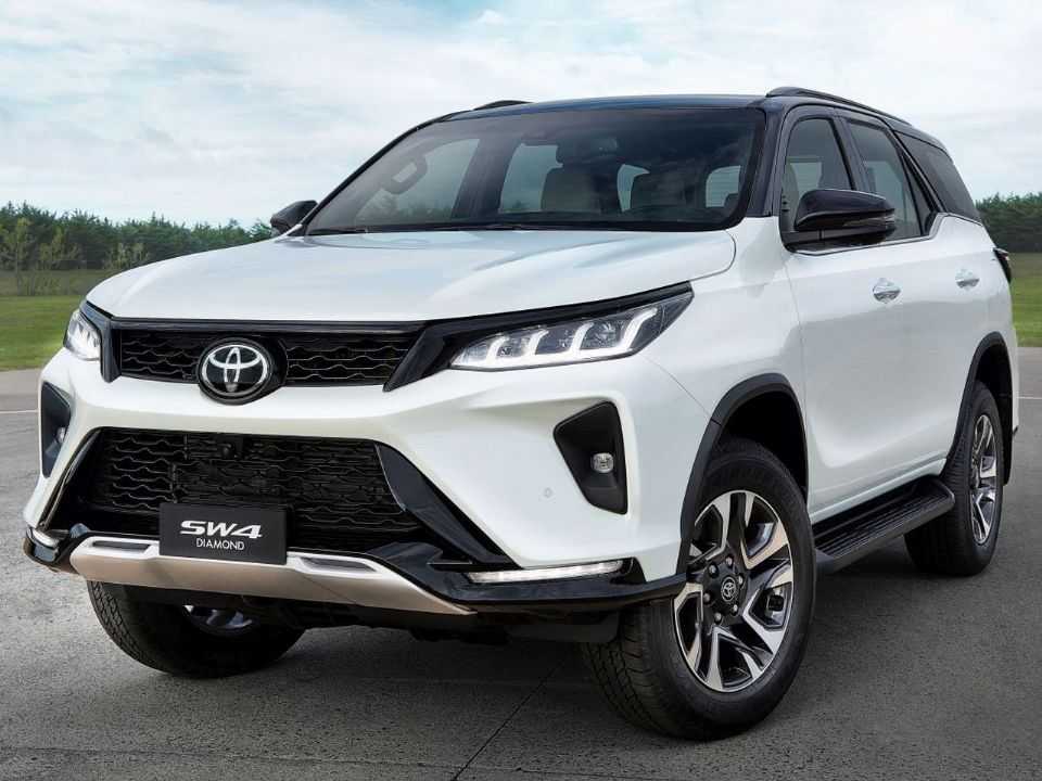 Toyota�SW4 2022 - �ngulo frontal