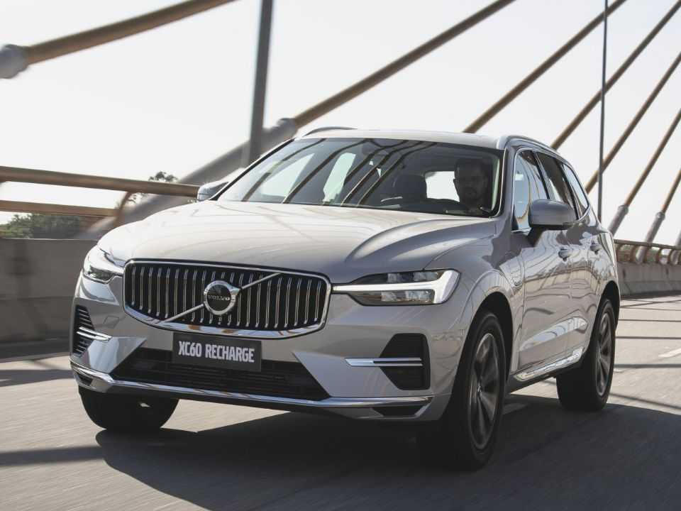 Volvo�XC60 2022 - �ngulo frontal