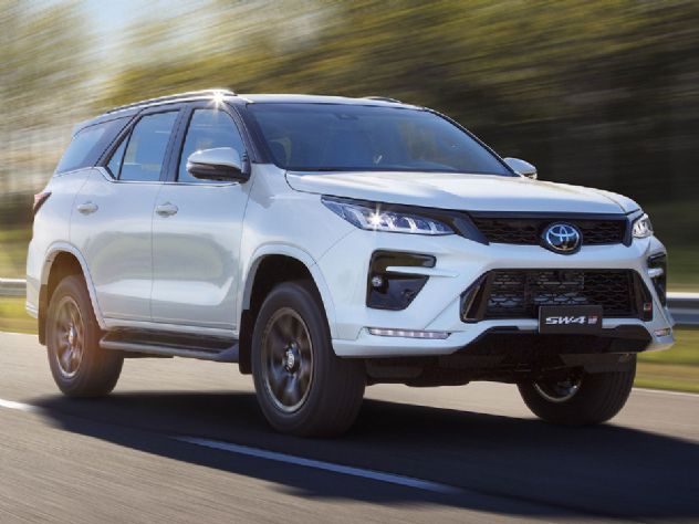 Toyota SW4 2026: veja 5 motivos para comprar e outros 5 para fugir do SUV