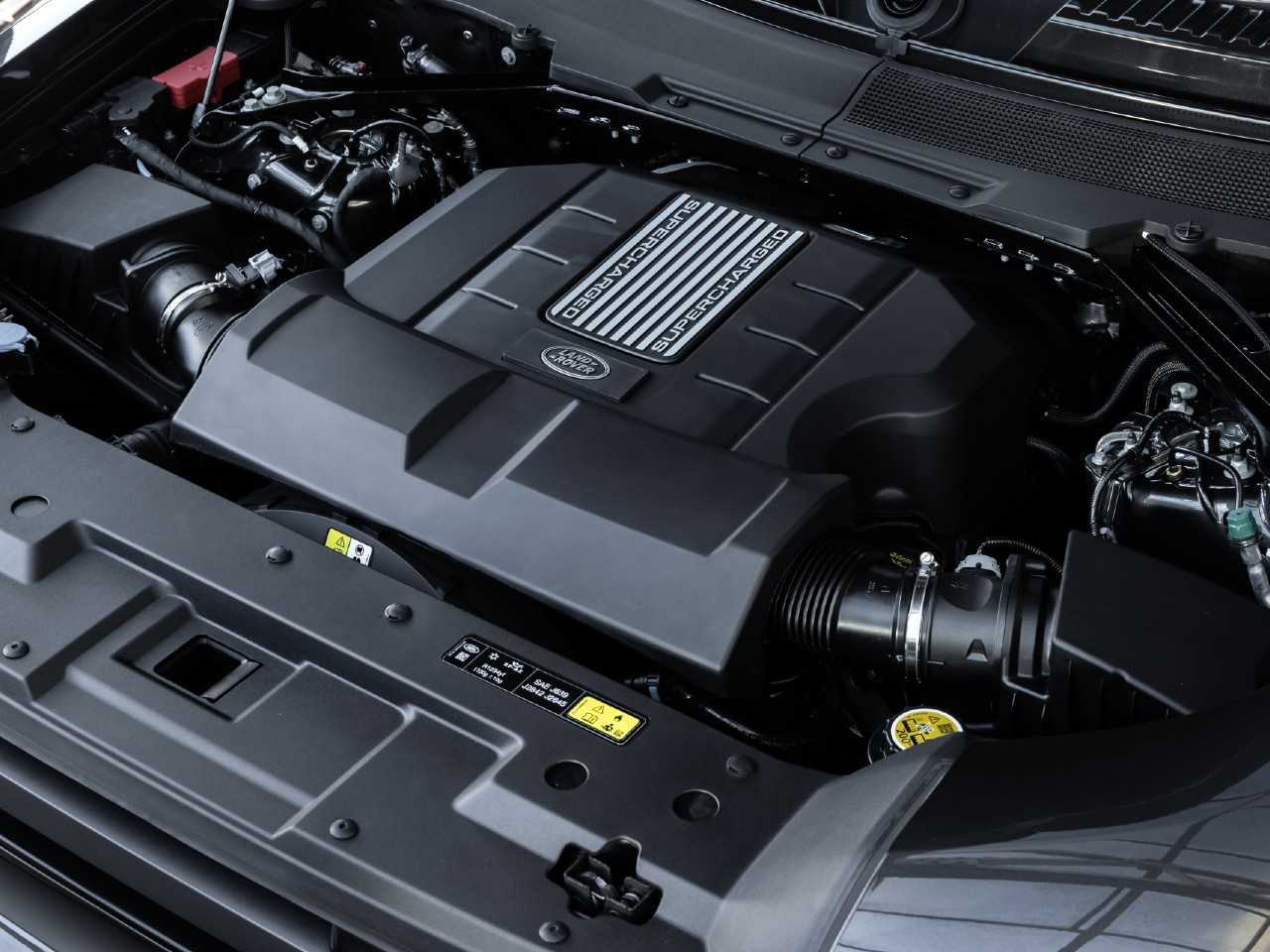 Land RoverDefender 2021 - motor