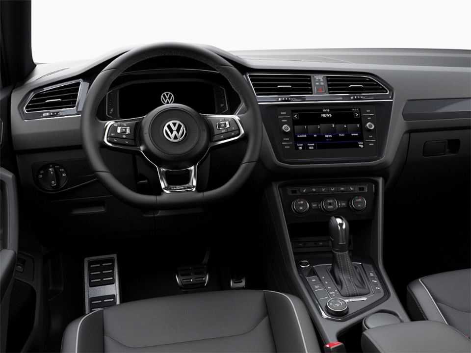 Volkswagen Tiguan Allspace 2021 traz suporte ao Apple CarPlay sem fio
