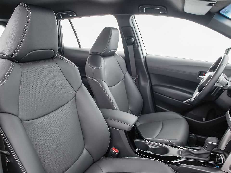 Toyota�Corolla Cross 2022 - bancos dianteiros