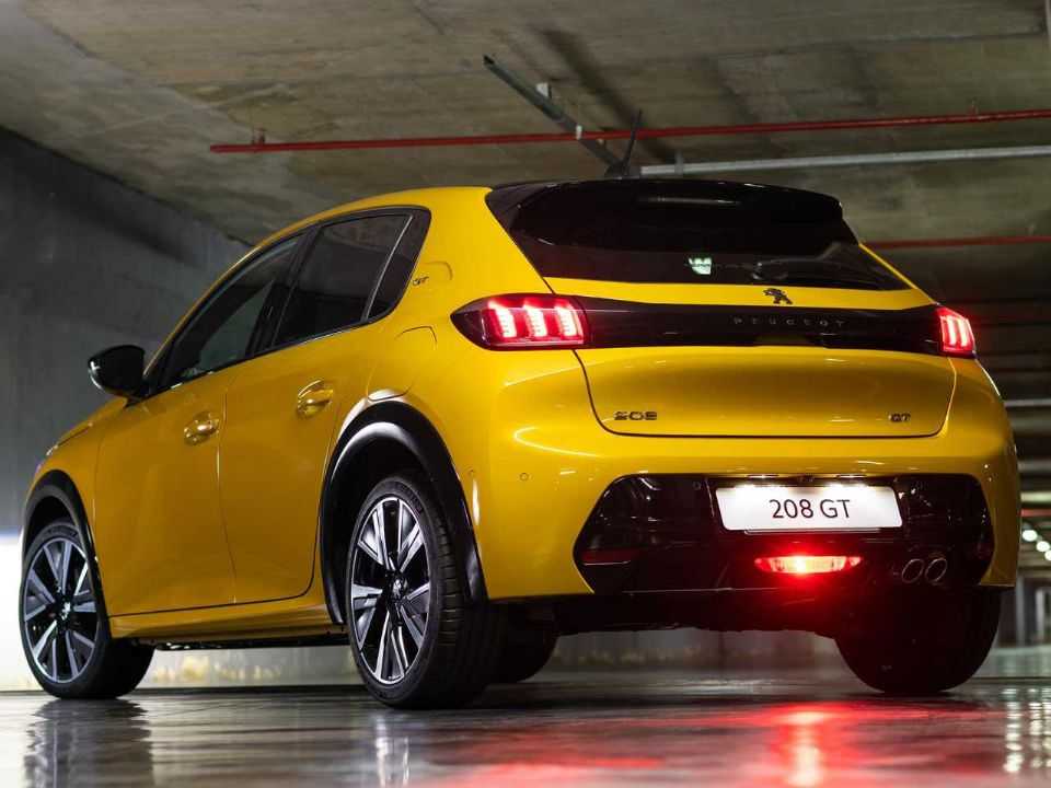 Peugeot�208 2022 - �ngulo traseiro