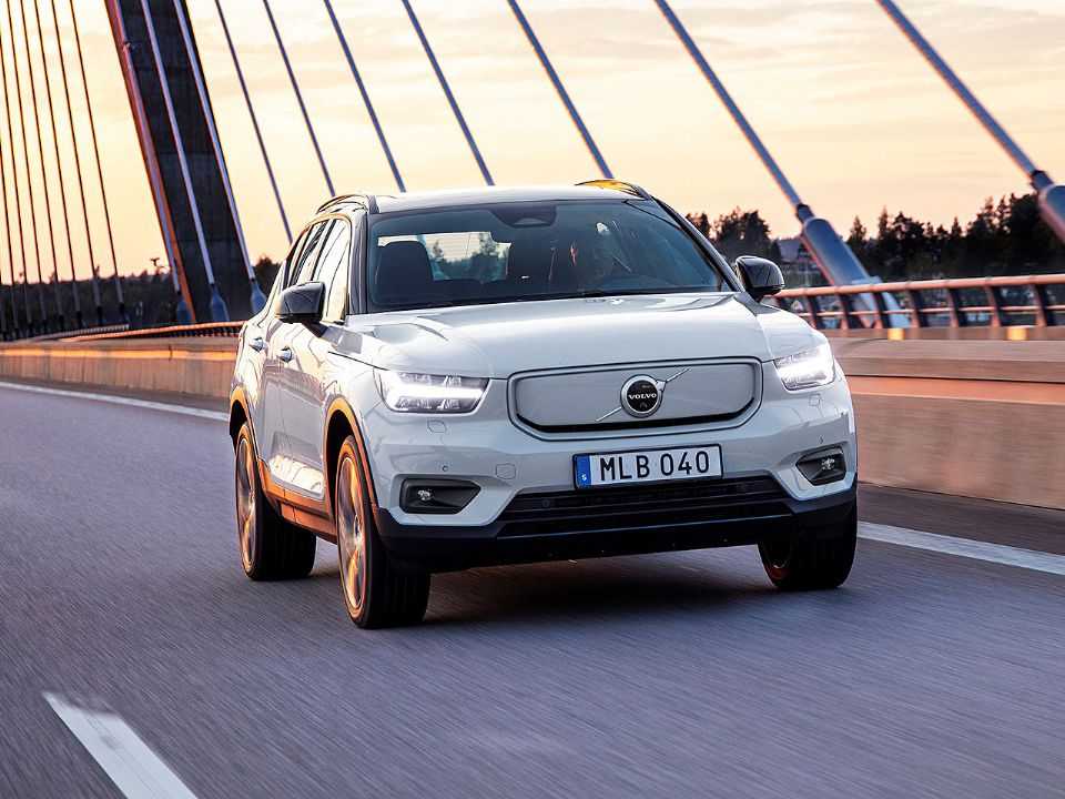 Volvo�XC40 2021 - �ngulo frontal